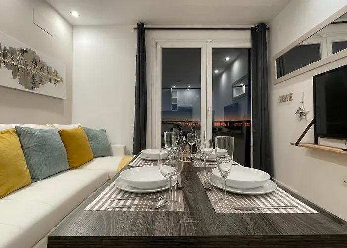 House Terraza Premium 1 6px Parking Gratis Apartment